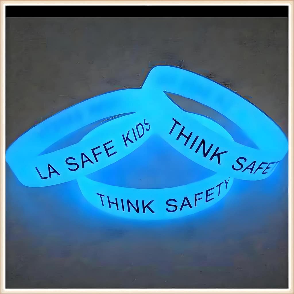 Produksi Gelang Karet Glow In The Dark Custom
